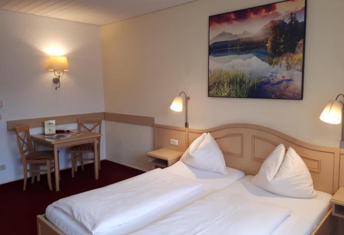 Zimmerbeispiel Studio „Balkon Haus Alpina“