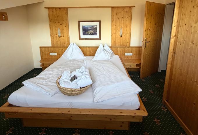 Zimmerbeispiel: Doppelzimmer Deluxe Balkon Grande