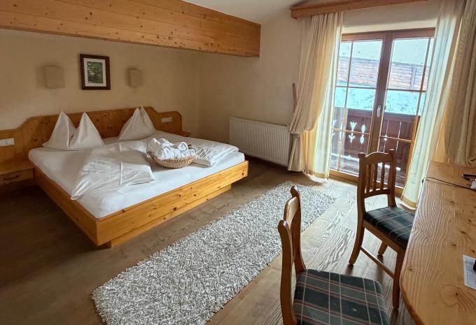 Zimmerbeispiel: Doppelzimmer Deluxe Balkon Grande