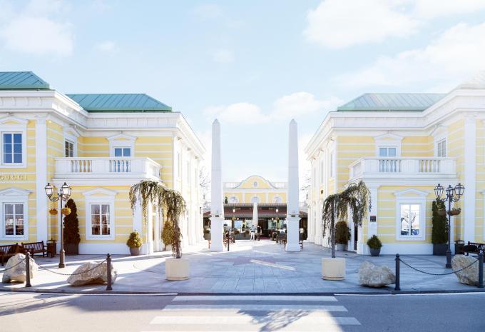 McArthur Glen Designer Outlet Parndorf