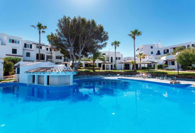 Fergus Club Carema Splash