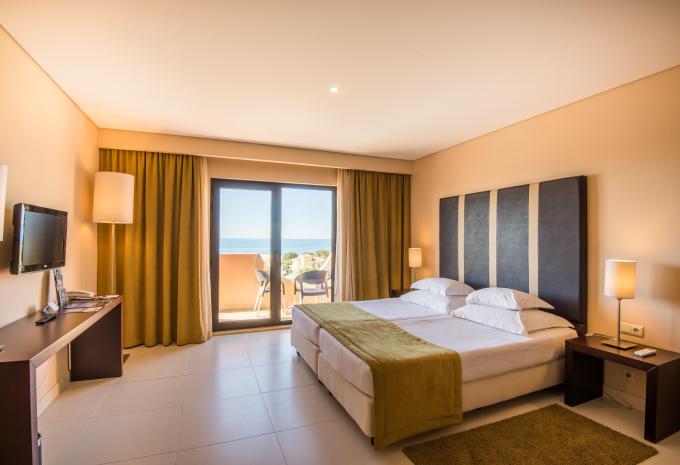 Algarve - Fly, Drive & Sleep