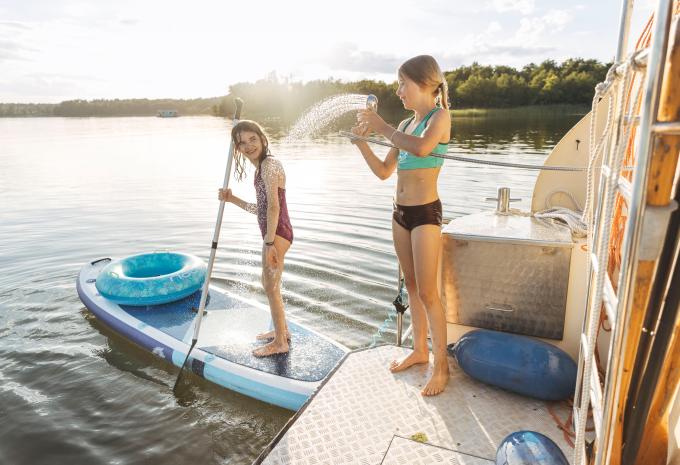 Mecklenburgische Seenplatte - Urlaub auf dem Hausboot
