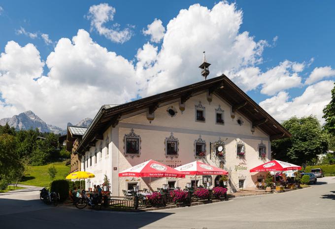 Landgasthof Almerwirt, Maria Alm am Steinernen Meer Landgasthof Almerwirt, Maria Alm am Steinernen Meer