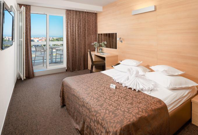 Zimmerbeispiel, Doppelzimmer (DZ) „Classic Balkon“