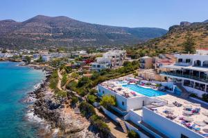 Horizon Beach Hotel****