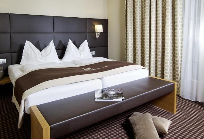 Zimmerbeispiel, Doppelzimmer Eco «Inn/Mansarde Altstadt»