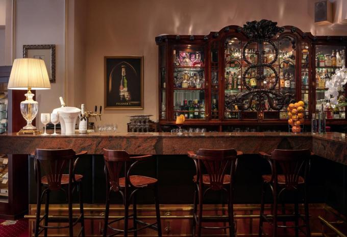 Hotel Ambassador Zlata Husa ****