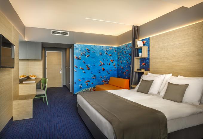 Zimmerbeispiel, Familienzimmer (FZ) „Superior Balkon Meerblick“