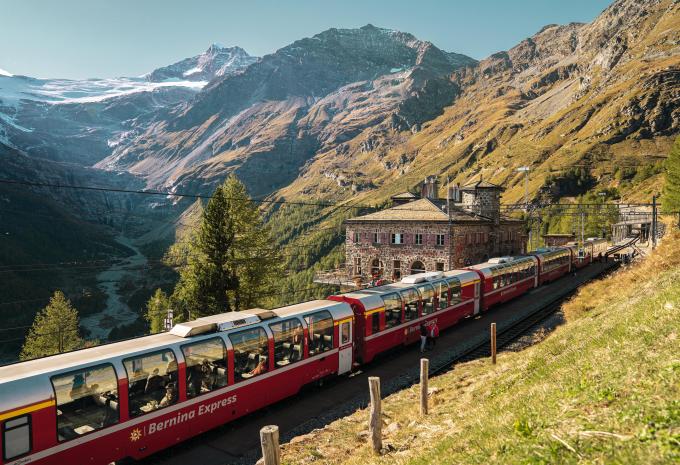Schweiz - Bernina-Express - Zugrundreise