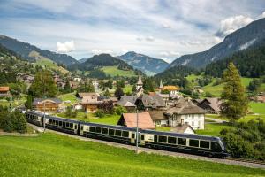 Schweiz - GoldenPass Tour Berge & Seen kurz- Zugrundreise