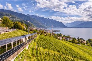Schweiz - GoldenPass Tour Berge & Seen lang - Zugrundreise