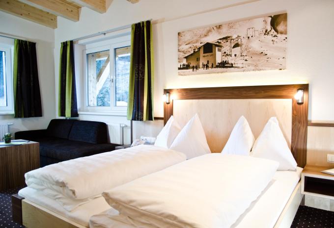 Zimmerbeispiel Doppelzimmer "Superior Balkon" Zimmerbeispiel Doppelzimmer "Superior Balkon"