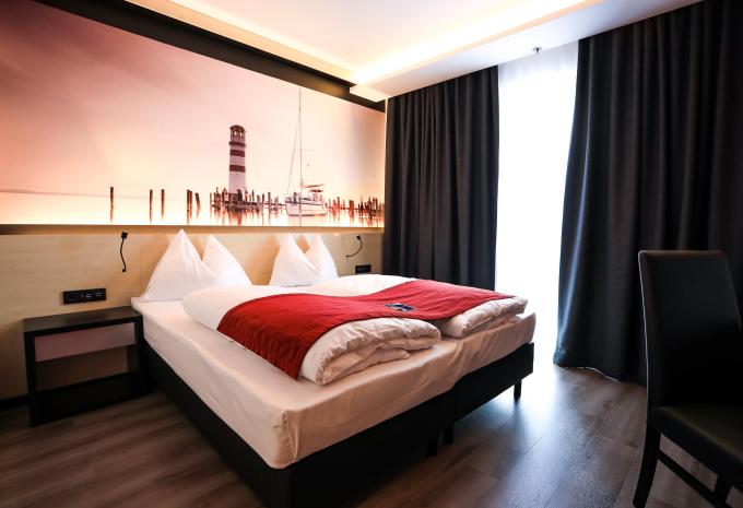 Zimmerbeispiel: Standard Doppelzimmer Zimmerbeispiel: Standard Doppelzimmer