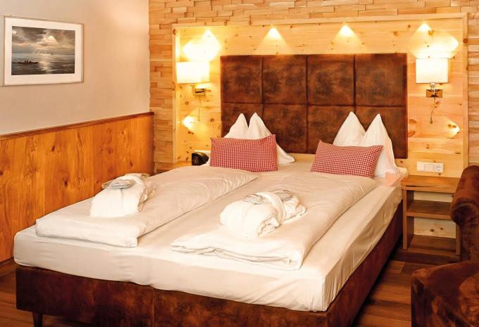 Zimmerbeispiel: Suite Comfort Balkon Bergkristal