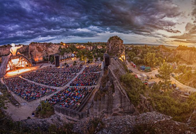 Oper im Steinbruch