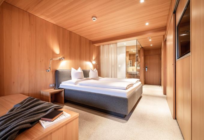 Zimmerbeispiel: Standard Doppelzimmer Balkon