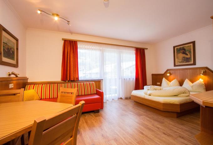 Beispielbild, Apartment 2 Räume Balkon