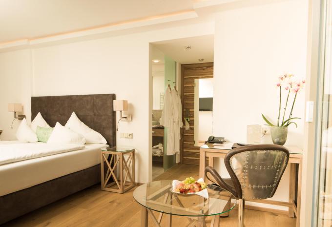 Zimmerbeispiel Doppelzimmer (DZ) „Deluxe“