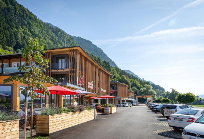 Hotel Educare, Treffen am Ossiacher See