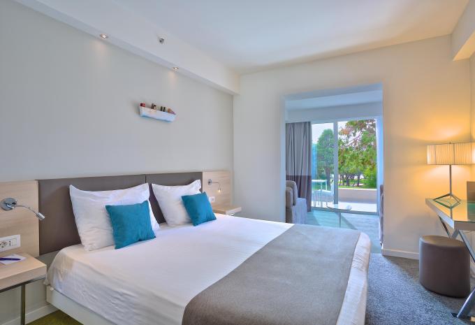 Zimmerbeispiel, Familienzimmer (FZ) „Terrasse Meerseite“