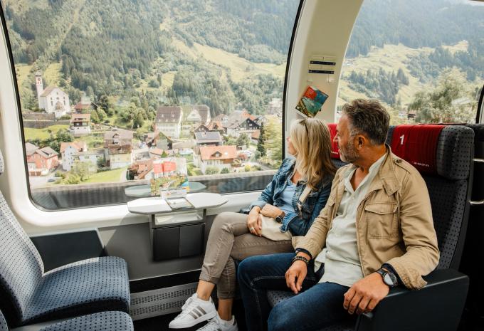 Gotthard Panorama Express