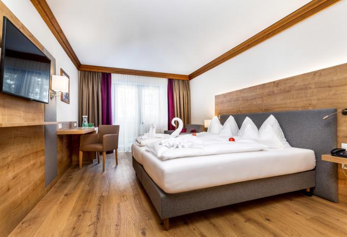 Zimmerbeispiel: Comfort Doppelzimmer Balkon "Bergwelt Plus"