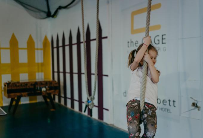 Indoorspielplatz "The CAGE"