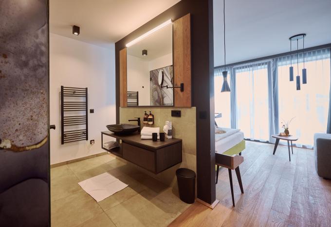 Zimmerbeispiel, Deluxe Doppelzimmer Balkon oder Terrasse