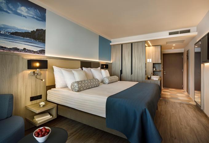 Doppelzimmer Balkon Meerblick "2" SU2VB