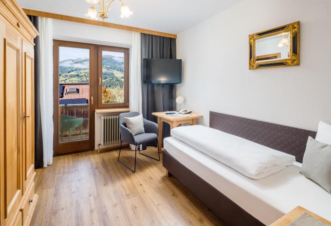 Zimmerbeispiel: Economy Einzelzimmer Balkon