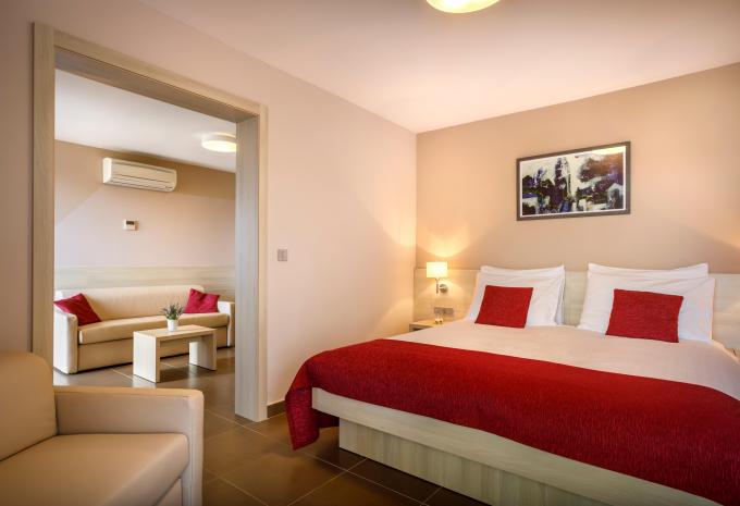 Zimmerbeispiel: DB02 Doppelzimmer Balkon "2"