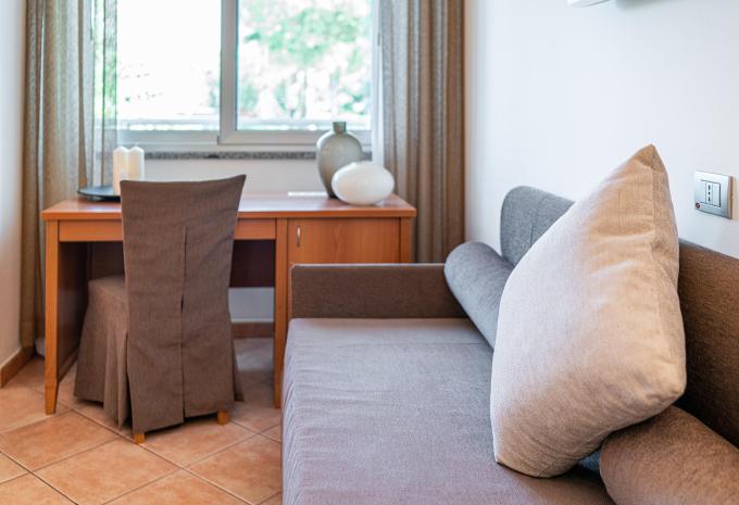 Dreibettzimmer Comfort Balkon Nebenhaus Rex