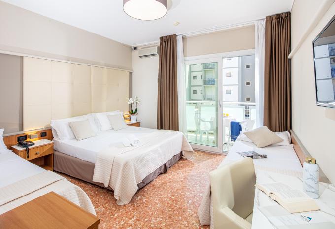 Beispiel Familienzimmer seitlicher Meerblick