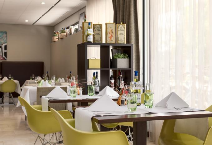 NH Amsterdam Zuid Hotel ****