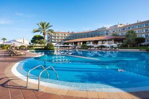 Valentin Son Bou****