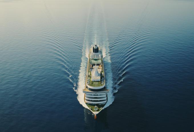 Crystal Serenity*****