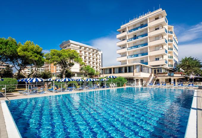Hotel Palace, Bibione