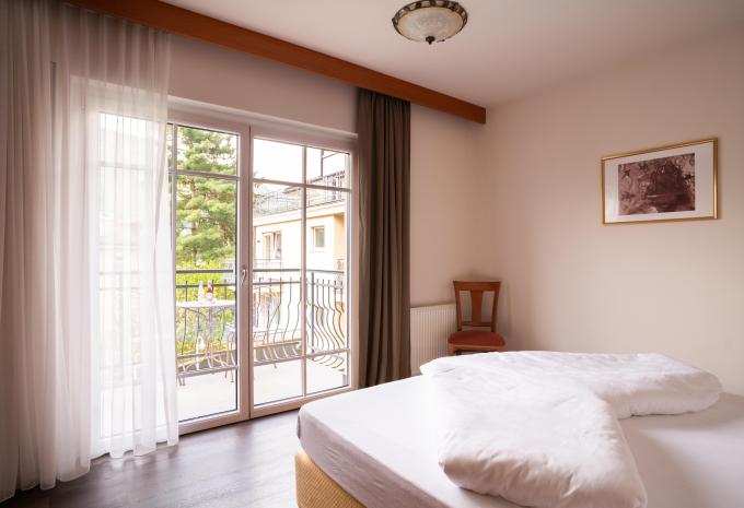 Zimmerbeispiel, Doppelzimmer (DZ) „Standard Balkon/Terrasse Flair“