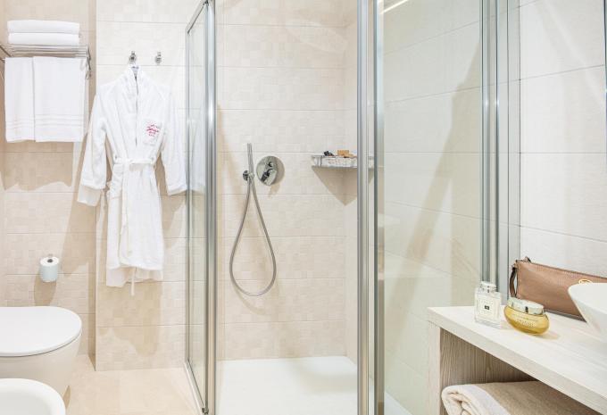 Superior Badbeispiel