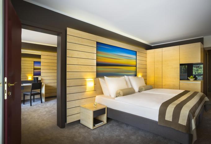 Zimmerbeispiel, Familienzimmer (FZ) „Standard Balkon Stadtblick“