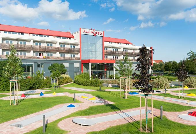 Thermenhotel All In Red, Lutzmannsburg
