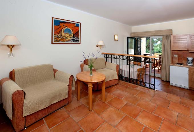 Zimmerbeispiel, AP02 Apartment 2 Räume Terrasse S2TP1