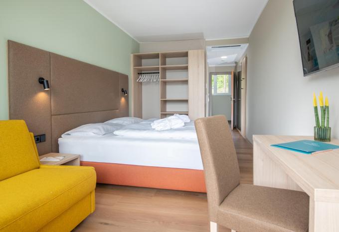 Zimmerbeispiel: Doppelzimmer Standard Balkon "Seeblick"