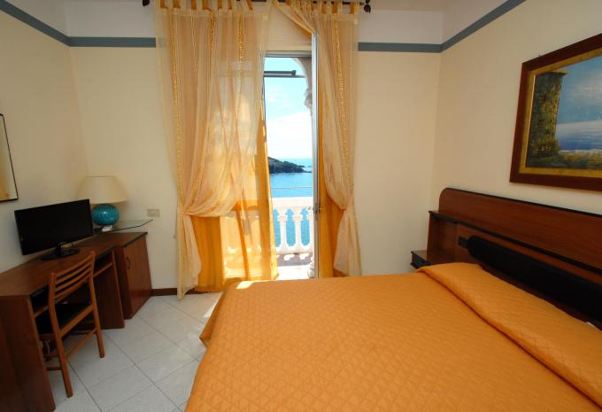 Beispiel, Doppelzimmer standard Balkon 'Meerblick'