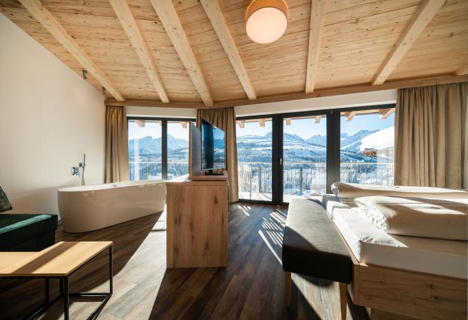 Zimmerbeispiel; Junior Suite Deluxe