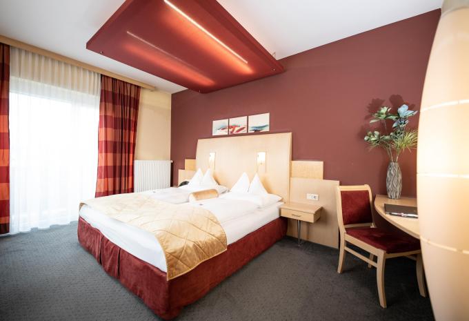 Zimmerbeispiel, Doppelzimmer Standard Balkon