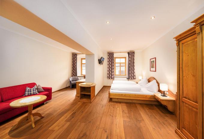 Zimmerbeispiel: Standard Vierbettzimmer