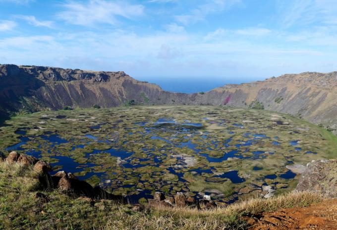 Kratersee des Vulkans Rano Kau (Osterinsel)