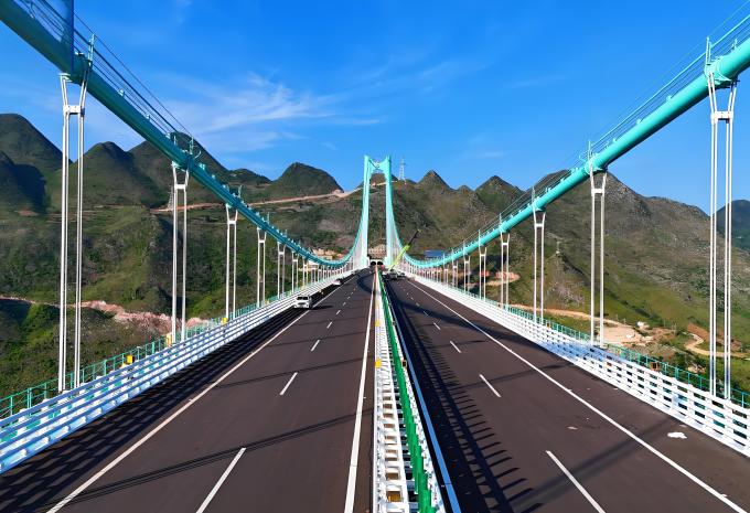 Huajiang Canyon Brücke